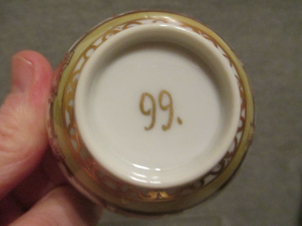 Meissen / Dresden Porcelain Chinoiserie Tea Bowl & Saucer. (No1)