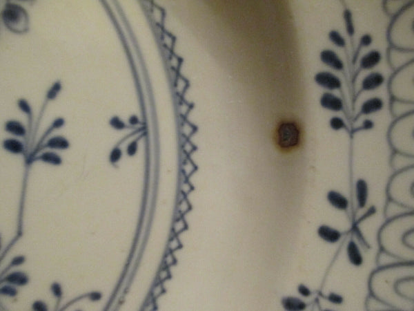 Assiette creuse à motif roche et oiseau en porcelaine de Kassel extrêmement rare 1770 (2)