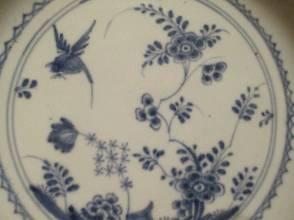 Assiette creuse à motif roche et oiseau en porcelaine de Kassel extrêmement rare 1770 (1)