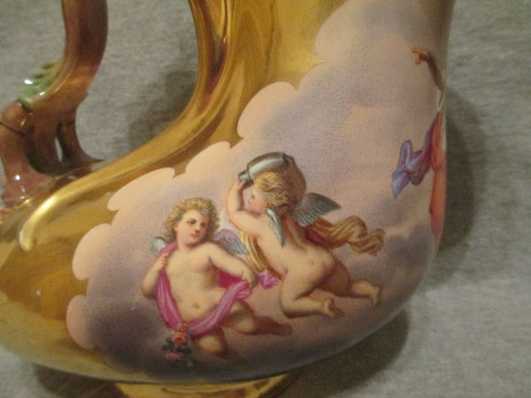 KPM Berlin Gilt Ewer, 1860