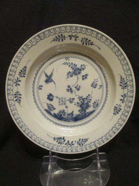 Assiette creuse à motif roche et oiseau en porcelaine de Kassel extrêmement rare 1770 (1)