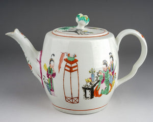 WORCESTER PORCELAIN BARREL SHAPED TEAPOT 'CHINESE FAMILY' Circa 1765