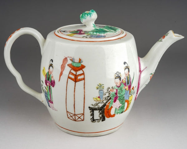 WORCESTER PORCELAIN BARREL SHAPED TEAPOT 'CHINESE FAMILY' Circa 1765