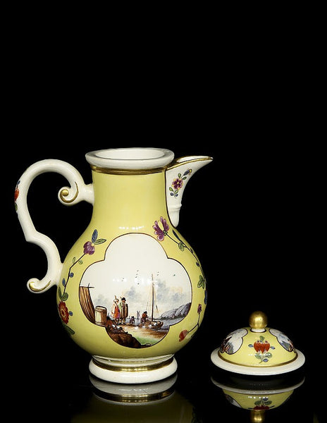 Meissen Porcelain Kauffahrtei Scene Coffee Pot with Kakiemon Flowers, Circa 1740