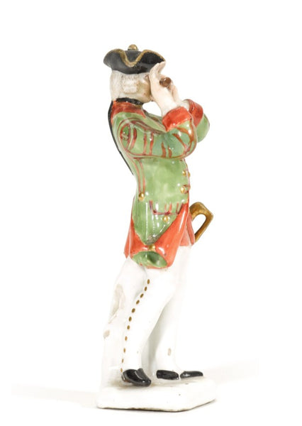MEISSEN PORCELAIN SOLDIER PLAYING FLUTE 1750