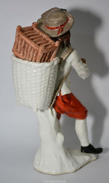 Meissen Porcelain "Cris de Paris" Snuff Taking Peasant, Circa 1745