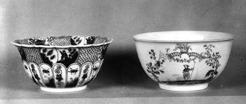 Meissen Porcelain Chinoiserie Tea Bowl with Fishermen and Rock Birds, c. 1735