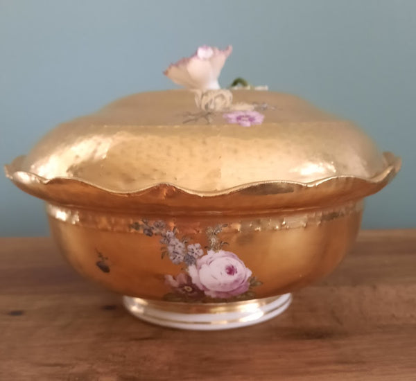 Meissen Porcelain  Floral Gilt Sauce Pot 1740