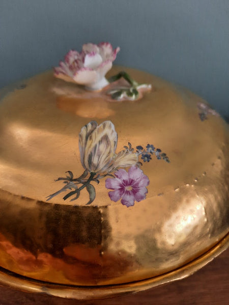 Meissen Porcelain  Floral Gilt Sauce Pot 1740