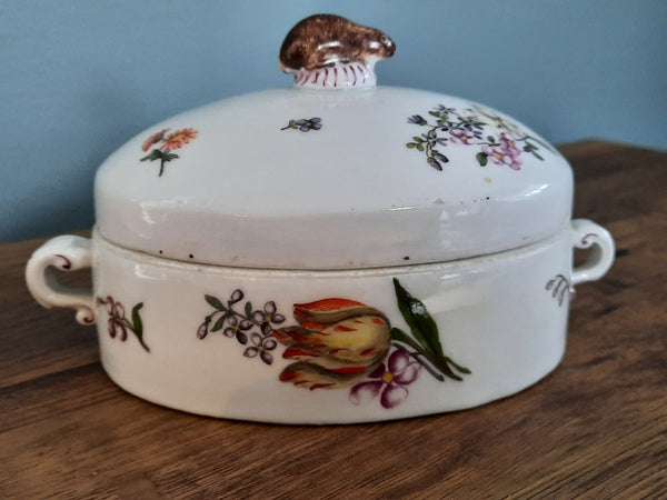 Meissen Porcelain Woodcut Floral Sugar Pot with Rabbit Finial 1740