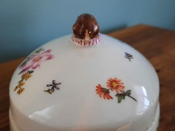 Meissen Porcelain Woodcut Floral Sugar Pot with Rabbit Finial 1740