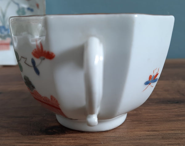 Meissen Octogonal Banded Hedge Pattern Cup &amp; Soucoupe années 1730 