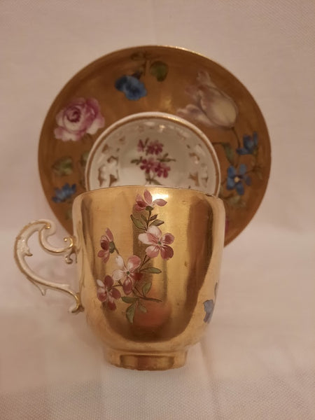 Meissen Porcelain, Gilt Trembleuse Cup &amp; Saucer with Large Flowers 1745-1750