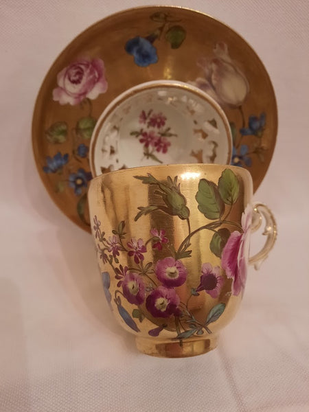 Meissen Porcelain, Gilt Trembleuse Cup &amp; Saucer with Large Flowers 1745-1750