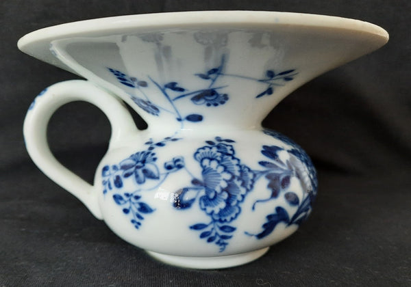 Meissen Porcelain Spittoon with Flowers of an Oriental Manner 1740