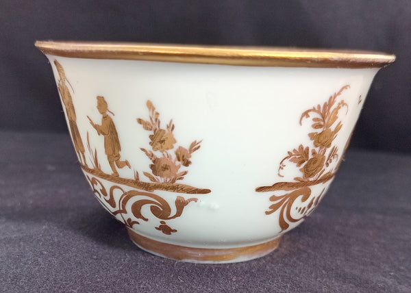 Meissen Porcelain Augsburg "goldchinesen" Tea Bowl, 1720-1725