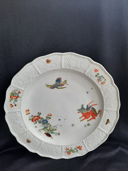 Meissen Porcelain Korean Lion Pattern Plate with Sulkowsky Rim, circa 1730-1735