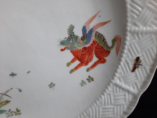 Meissen Porcelain Korean Lion Pattern Plate with Sulkowsky Rim, circa 1730-1735