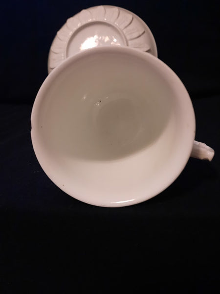 Meissen Bottger Porcelain Beaker &amp; Saucer with Acanthus Leaves, circa 1730