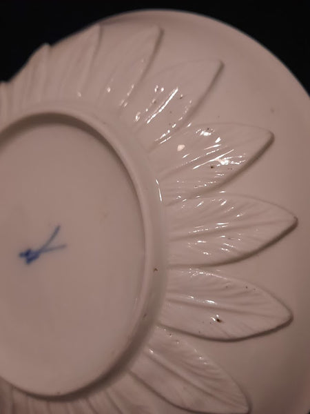 Meissen Bottger Porcelain Beaker &amp; Saucer with Acanthus Leaves, circa 1730
