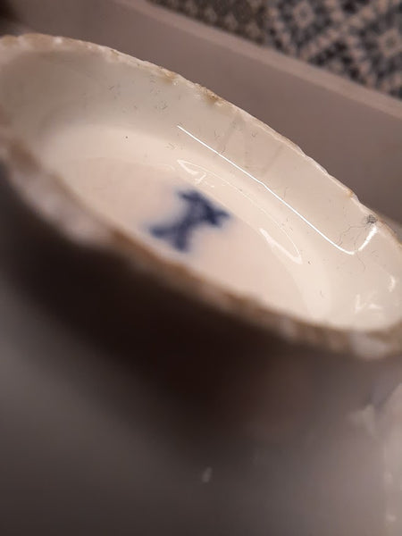 Meissen Blanc de Chine&nbsp; Grapvine Cream Pot Circa 1740