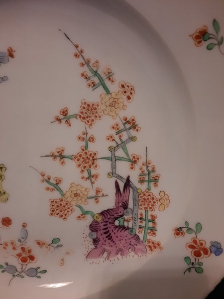 Meissen Gelber lowe (Yellow Lion) K.H.K Soup Plate, Early 18th C