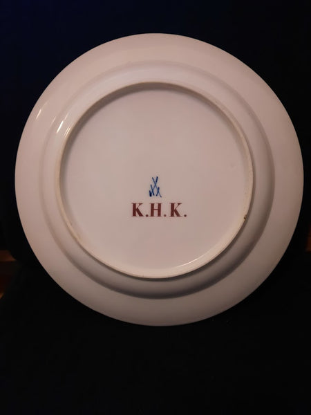 Meissen Gelber lowe (Yellow Lion) K.H.K Soup Plate, Early 18th C