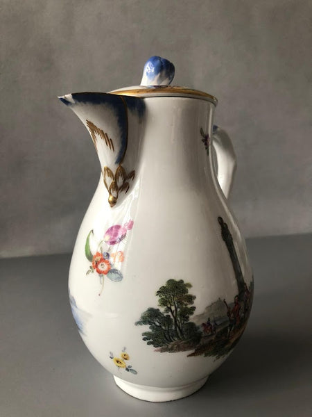 Meissen Porcelain Kauffahrtei Scene Hot Water Pot (Dot Period 1756-1773)