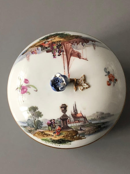 Meissen Porcelain Kauffahrtei Scene Sucrier (Dot Period 1756-1773)