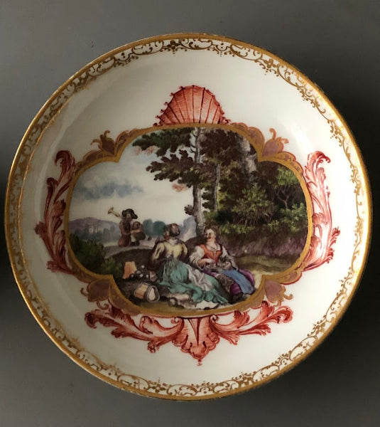 Bol à thé et soucoupe Hausmaler en porcelaine de Meissen avec scène musicale 1740