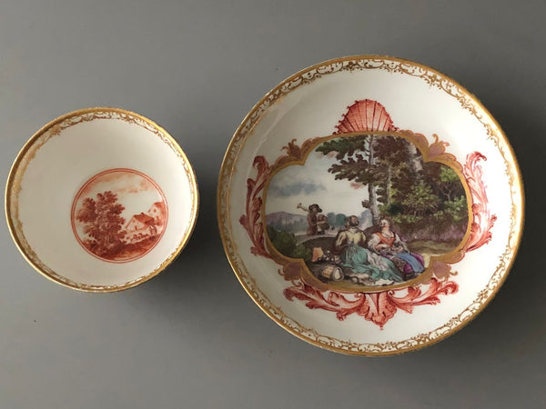 Bol à thé et soucoupe Hausmaler en porcelaine de Meissen avec scène musicale 1740