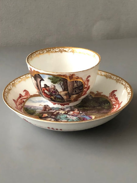 Bol à thé et soucoupe Hausmaler en porcelaine de Meissen avec scène musicale 1740