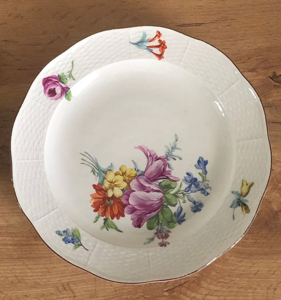 Meissen Marcolini Ozier Moulded Floral Dinner Plate 1774-1814