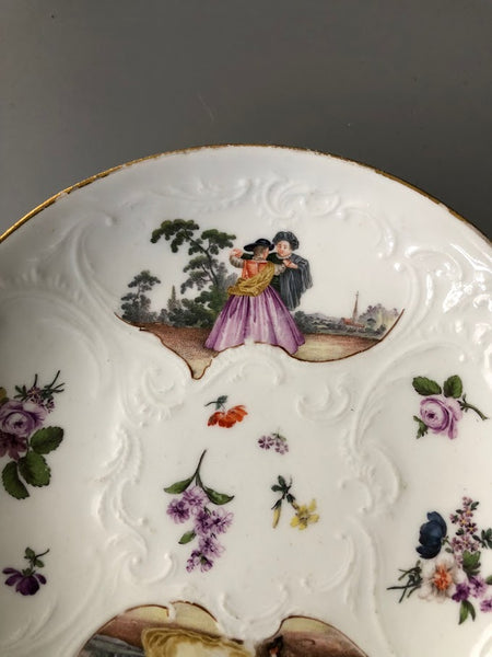 Meissen Porcelain Moulded Saucer with Commedia dell'Arte Couples 1740