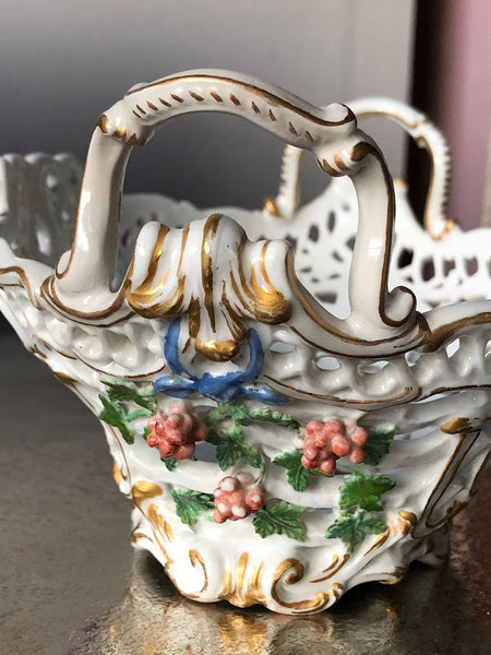 Meissen Fruit Moulded Basket. 1763-74 (2)