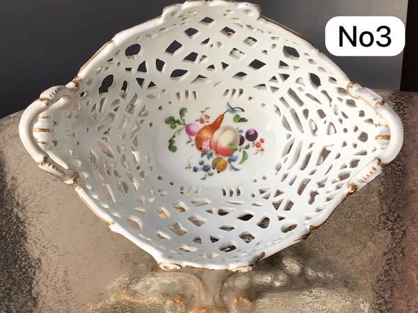 Meissen Fruit Moulded Basket, Dot Period 1763 - 1774 Drehers Marks (No 3)