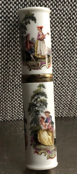 Meissen Porcelain Etui-Needle Case with Romantic Couple Scenes 18th C