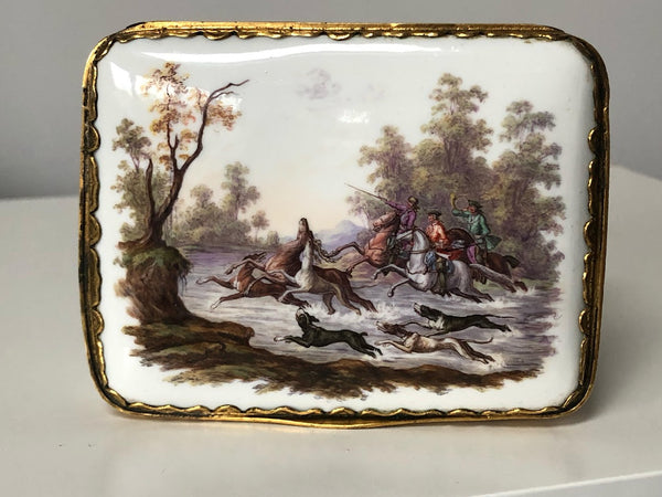 Meissen Porcelain Snuff Box with Hunting Scenes, 18th C