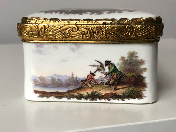 Meissen Porcelain Snuff Box with Hunting Scenes, 18th C