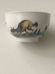 Meissen Porcelain Fabeltier Mythical Beast Tea Bowl, circa 1735