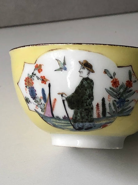 Meissen Porcelain Yellow Ground, Chinoiserie Tea Bowl, Drehers Marks, 1730 - 1732