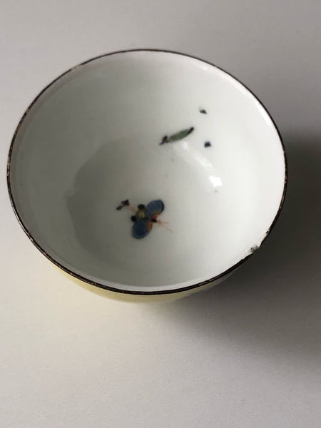 Meissen Porcelain Yellow Ground, Chinoiserie Tea Bowl, Drehers Marks, 1730 - 1732