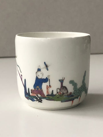 Meissen Porcelain A F von Lowenfinck Decorated, Chinoiserie & Mythical Beast Pot, 1740