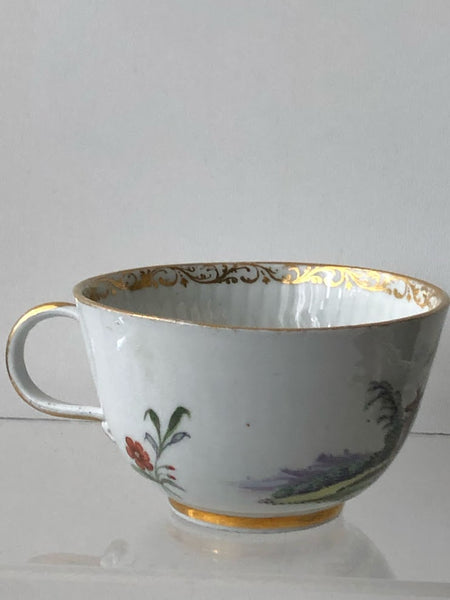 Wallendorf Porcelain Fluted Tea Cup with Deer, Circa 1787