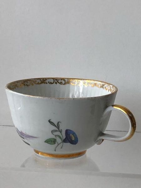 Wallendorf Porcelain Fluted Tea Cup with Deer, Circa 1787