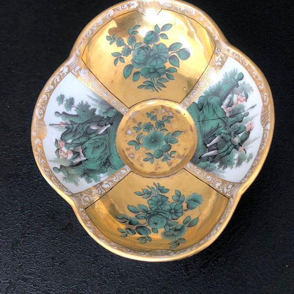 MEISSEN PORCELAIN GILT QUATREFOIL SAUCER WITH WATTEAU SCENES 1740-1745