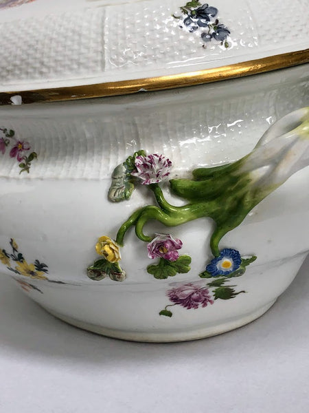 Meissen Porcelain Woodcut Floral Tureen & Tray, circa 1745