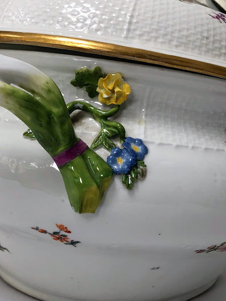 Meissen Porcelain Woodcut Floral Tureen & Tray, circa 1745