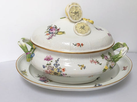 Meissen Porcelain Woodcut Floral Tureen & Tray, circa 1745