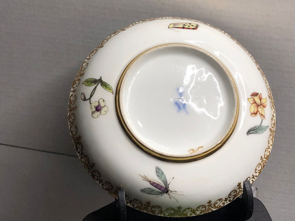 Meissen Porcelain Saucer Courting Couples &amp; Klinger Bugs, circa 1740